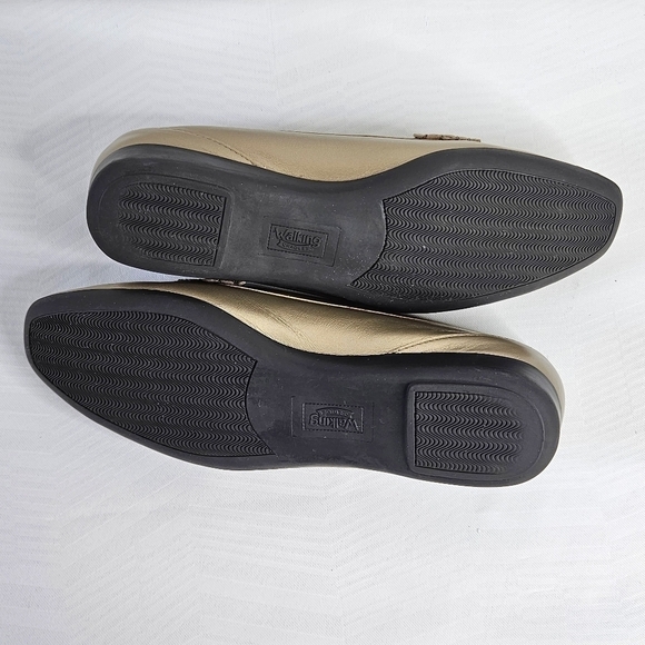 Walking Cradles gold and silver loafer with woven front 8.5 N - Picture 5 of 13